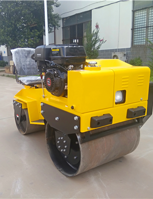BM850 Double steel wheel seat roller