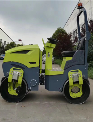 BM1200 Double steel wheel seat roller