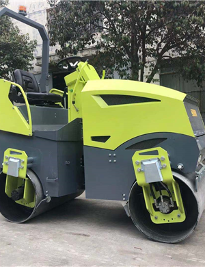 BM3000 Double steel wheel seat roller