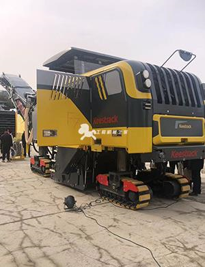 Keetrack milling machine F6 and Wirtgen milling machine have similar functions